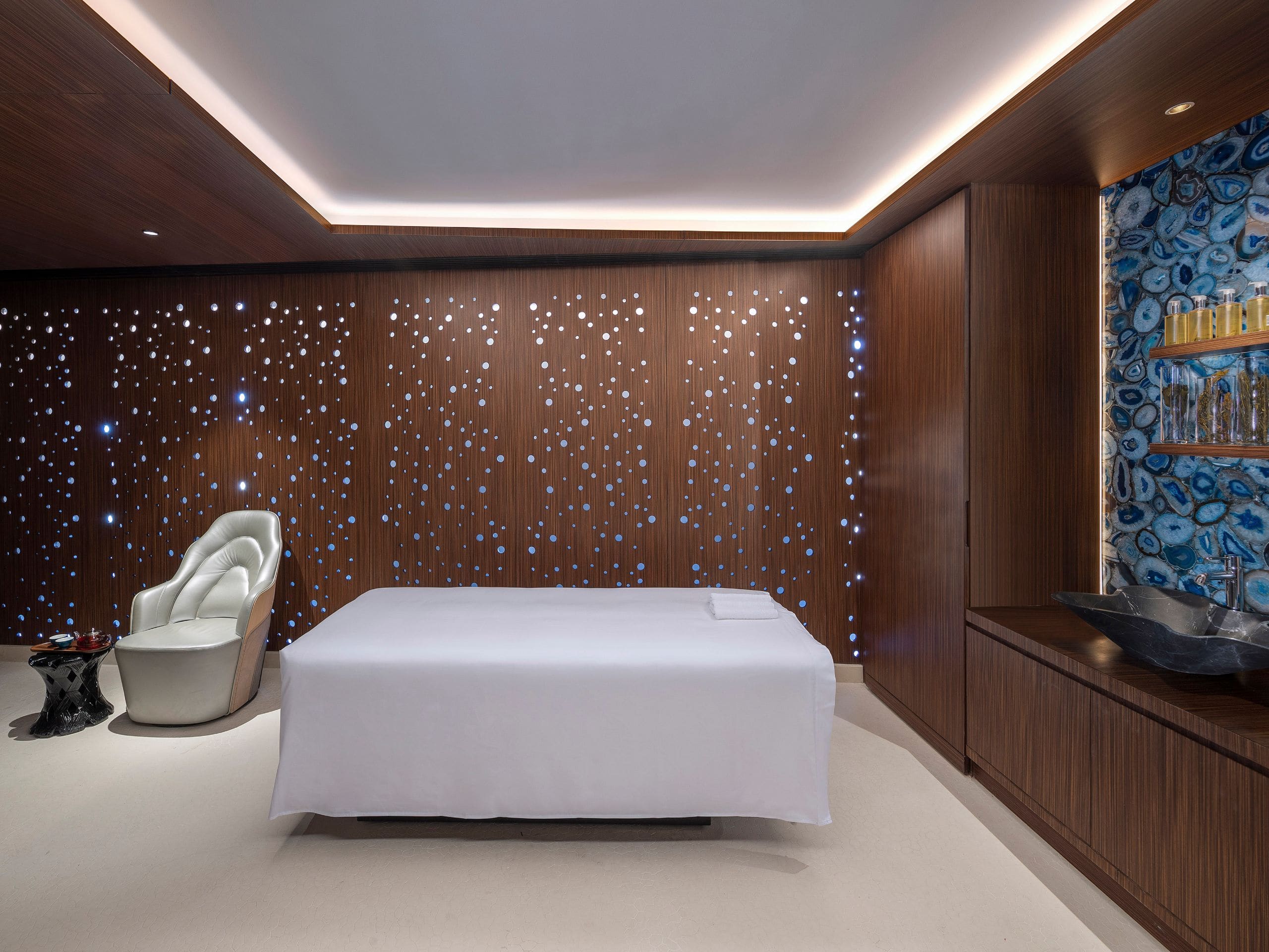 Hotel Photos | Andaz Dubai The Palm