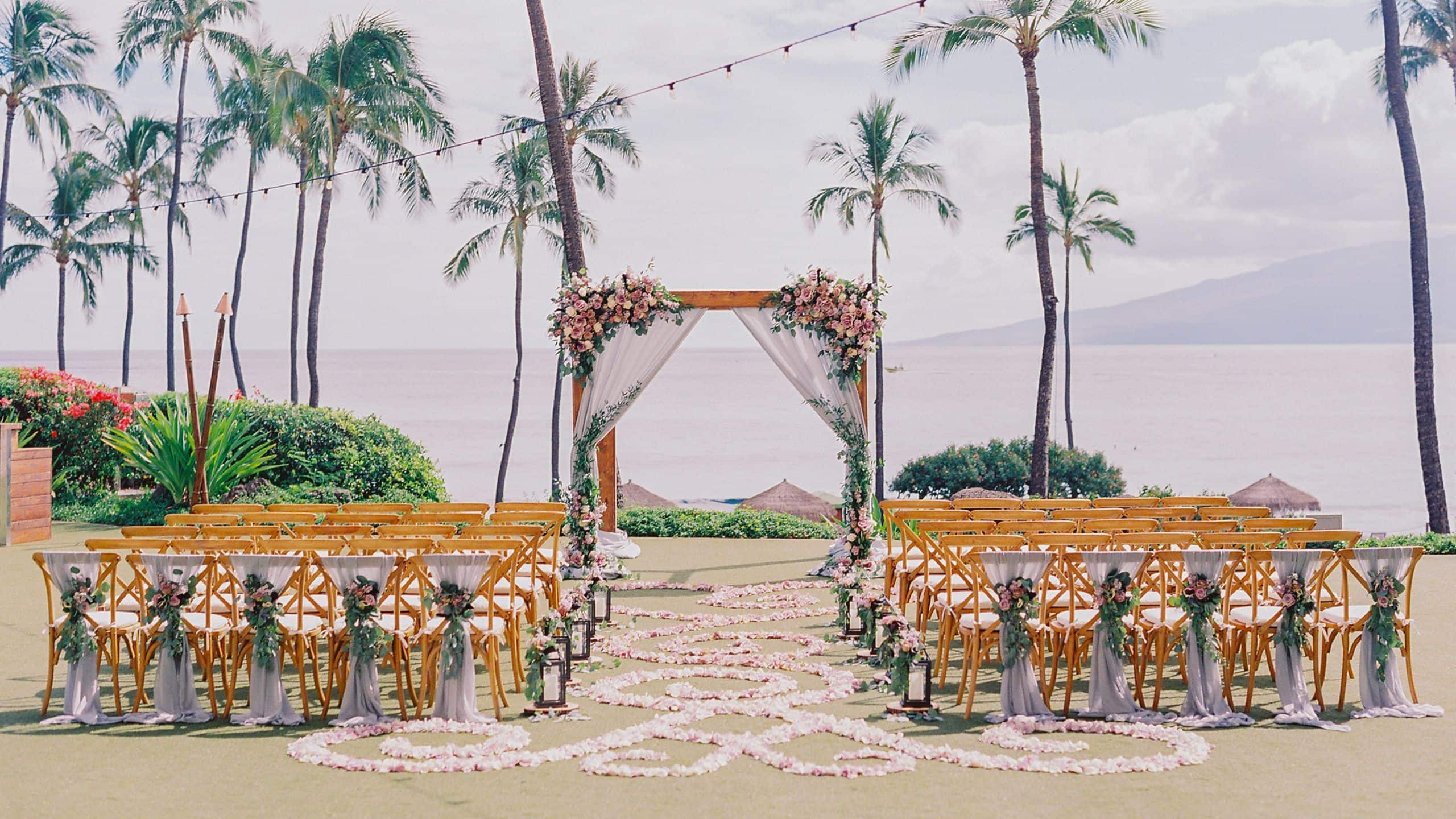 Hyatt Regency Maui Resort and Spa Wedding Halona Kai Lawn