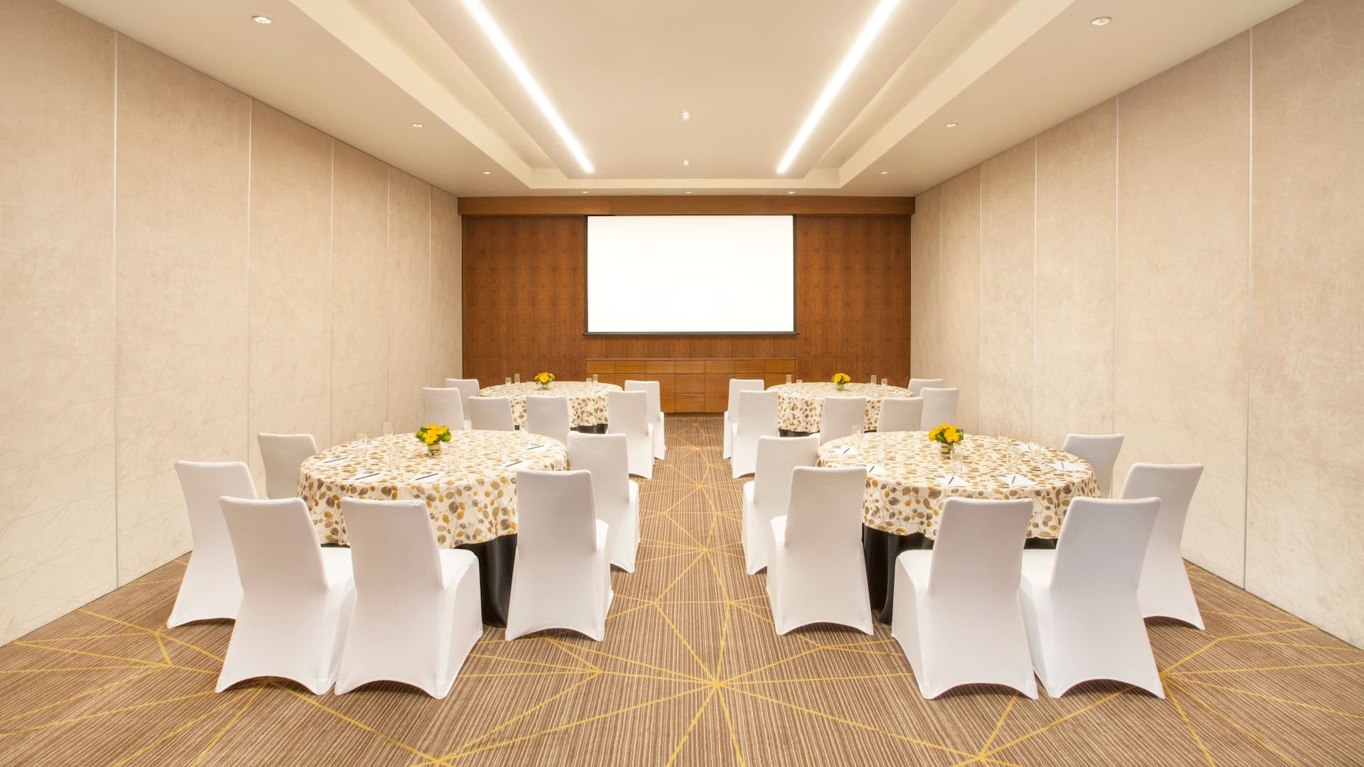 Hyatt Place Hyderabad Banjara Hills Meeting Room Cluster