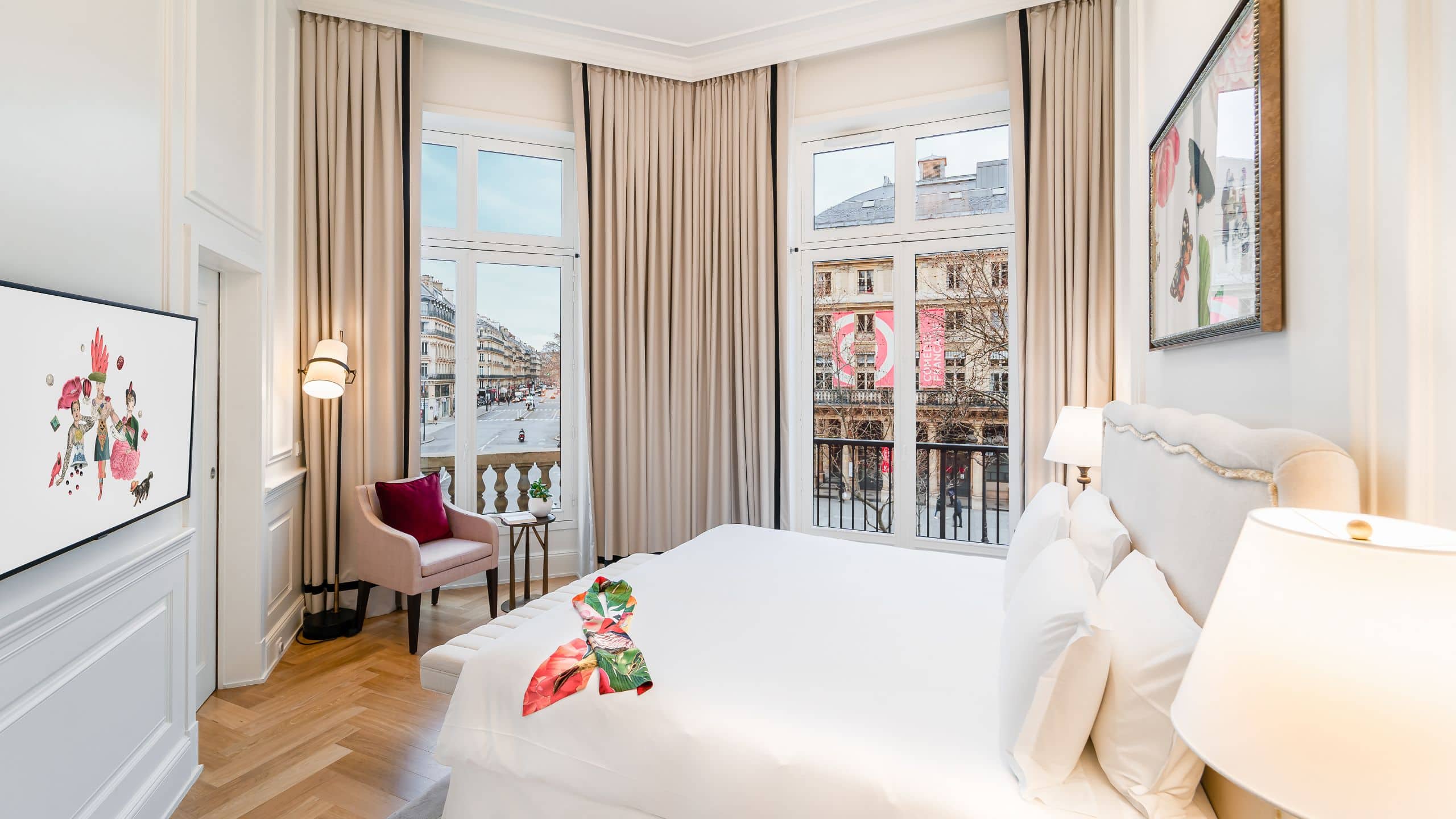 Hôtel du Louvre Pissarro Suite Bedroom