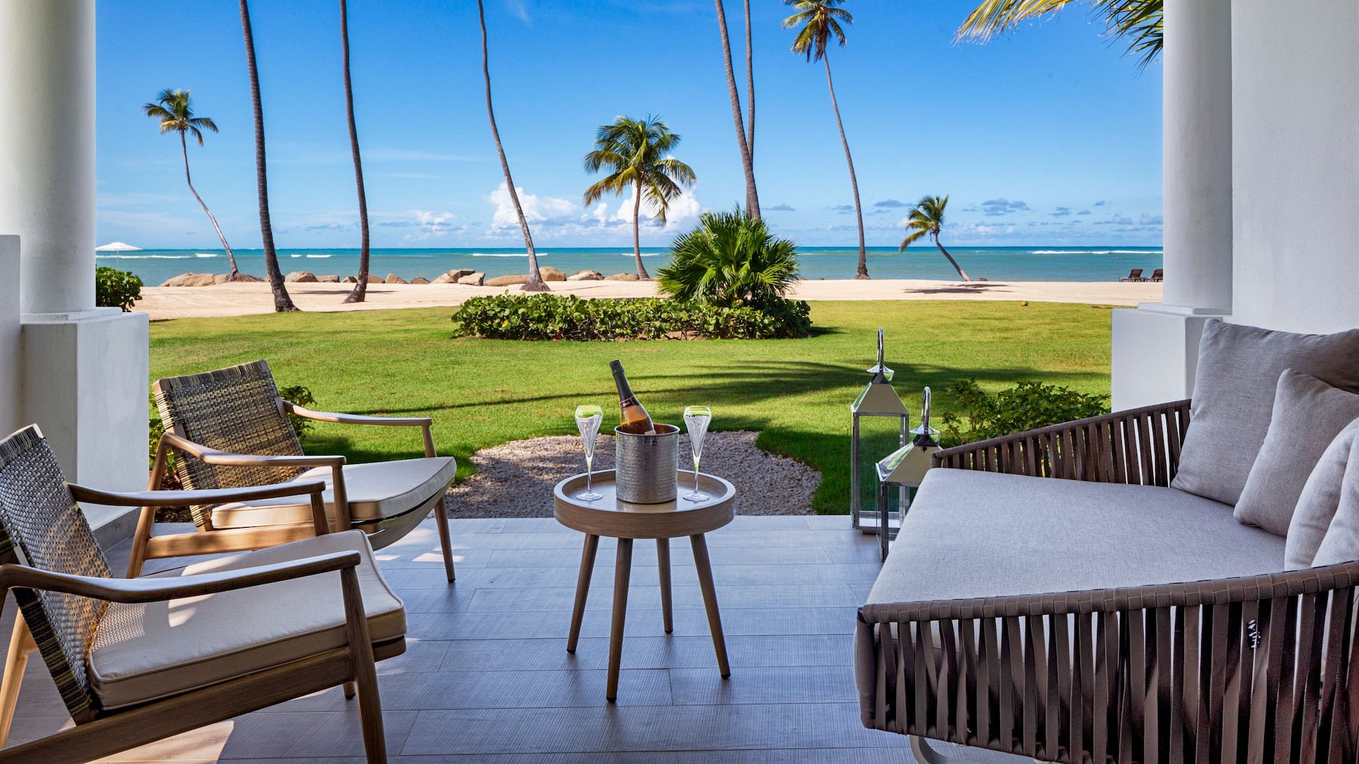 3 de 3 Hyatt Regency Grand Reserve Puerto Rico Patio View