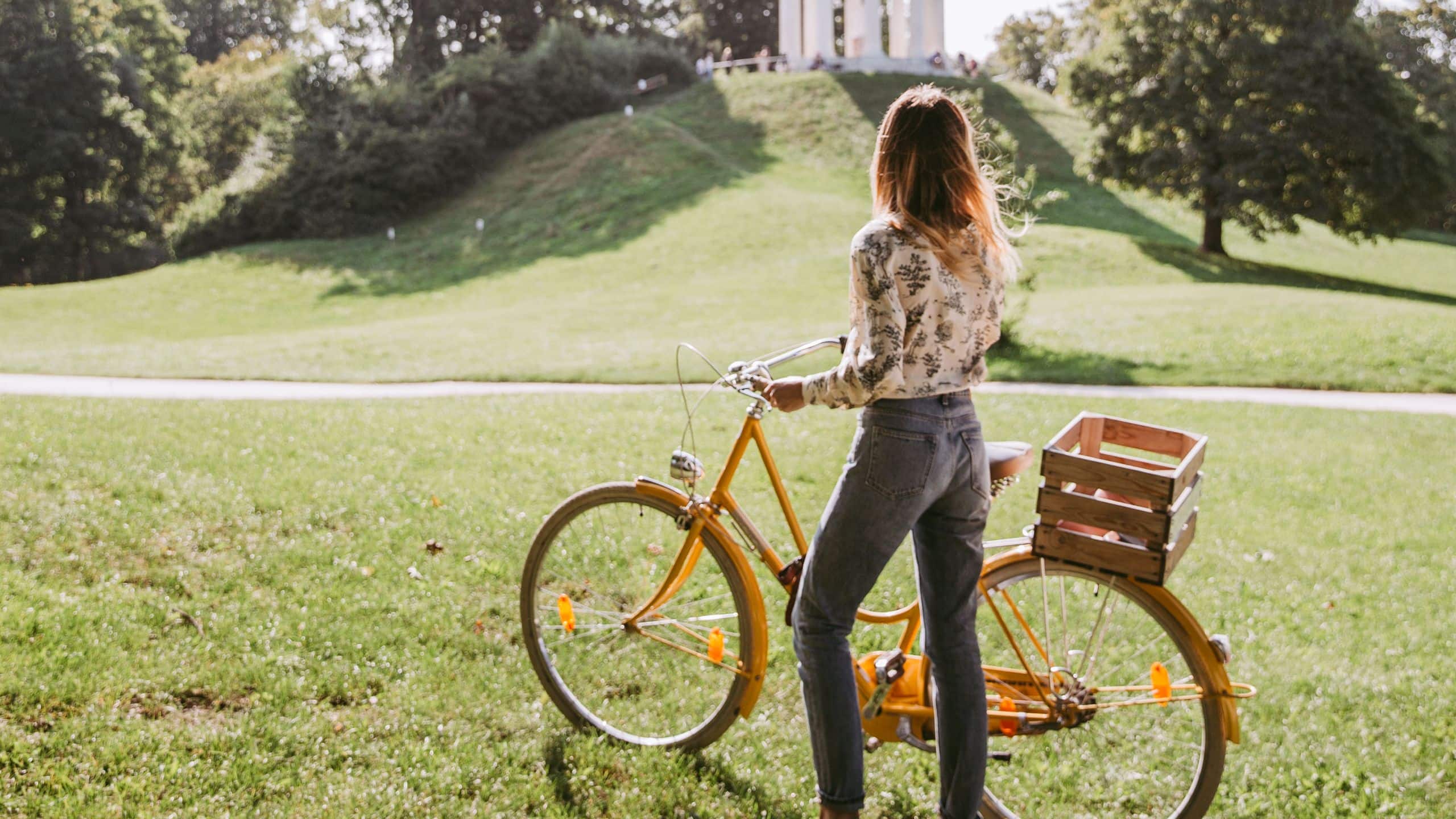Andaz Munich Schwabinger Tor Girl Biking