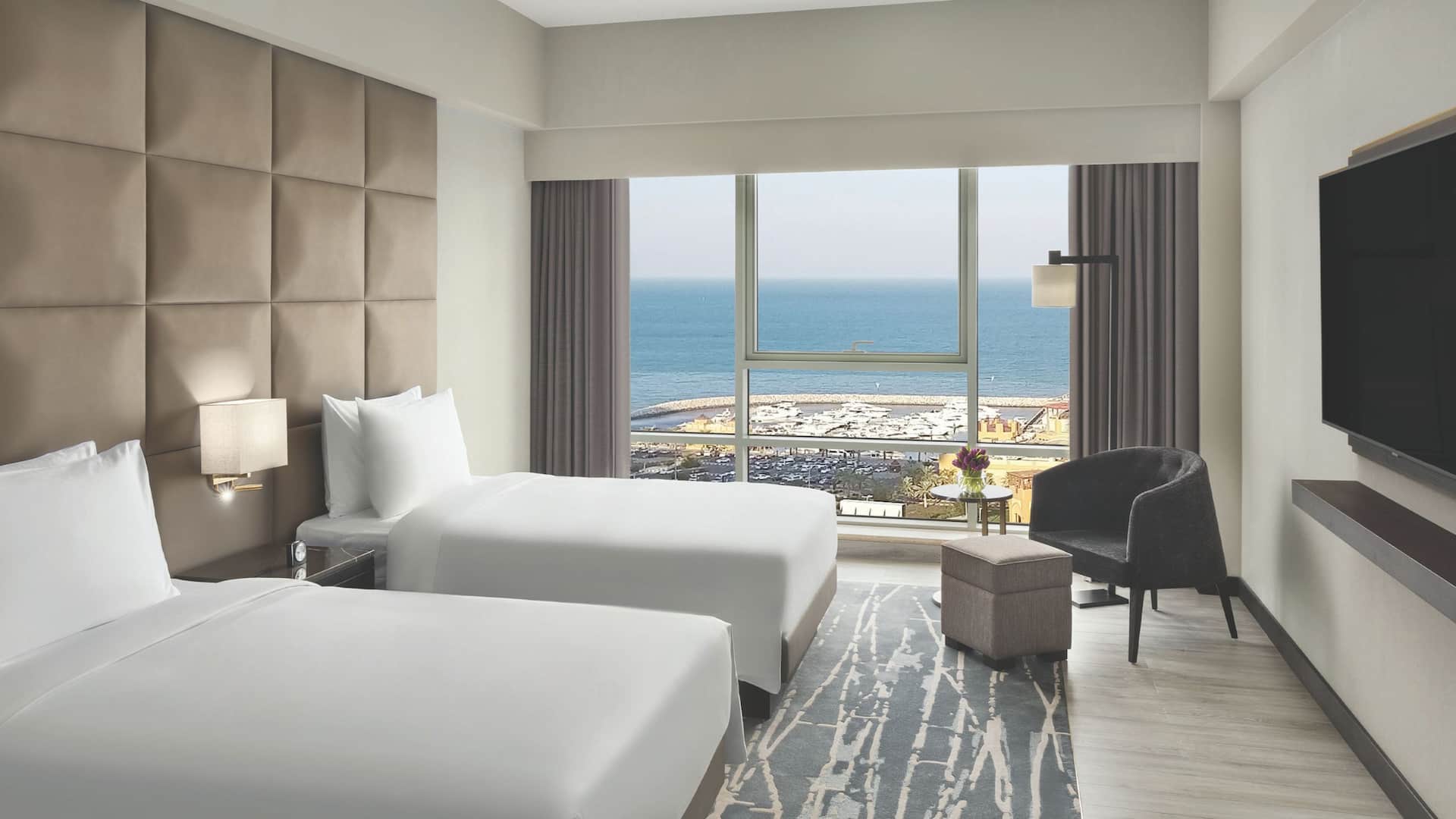 1/6 Hyatt Regency Al Kout Mall Twin Guestroom