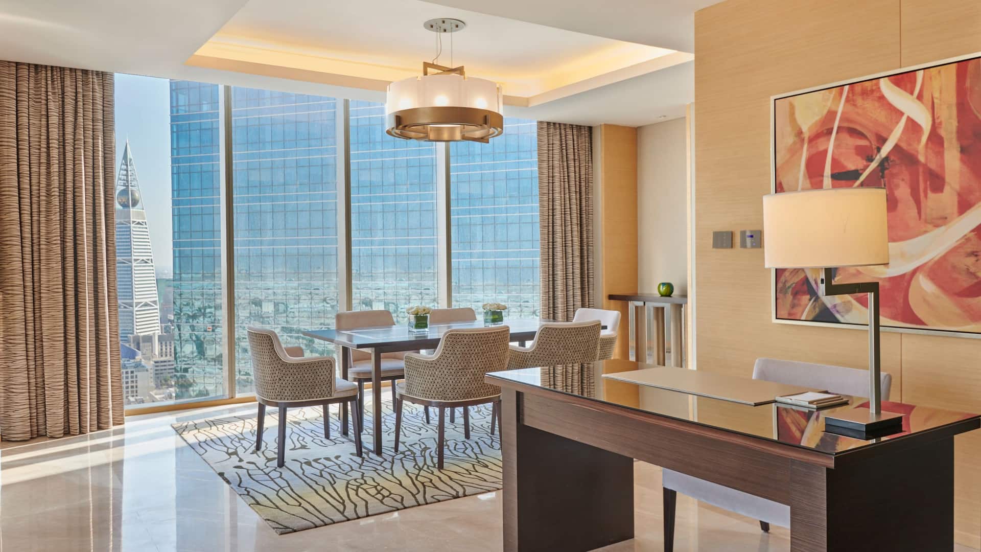 2 من 9 Hyatt Regency Riyadh Olaya Prince Suite Dining Room