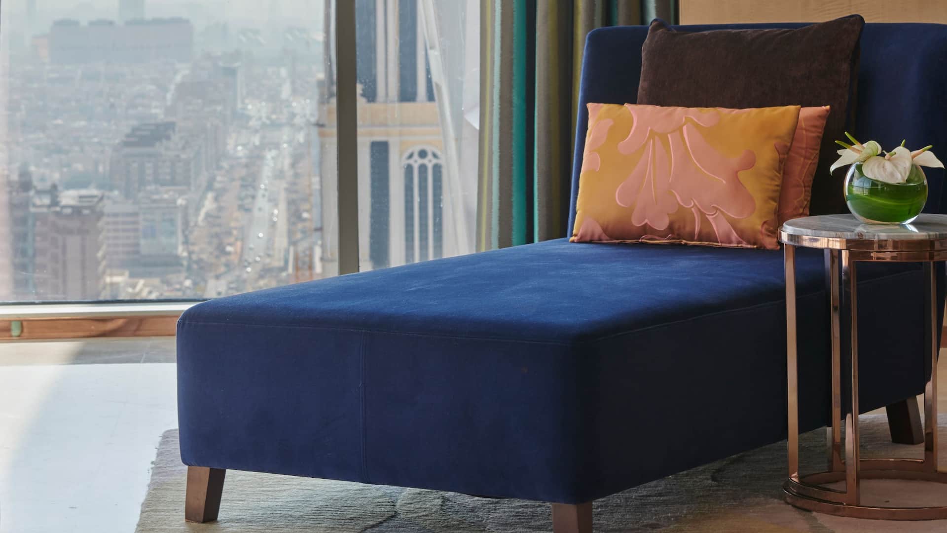 6 من 12 Hyatt Regency Riyadh Olaya Royal Suite Living Room View