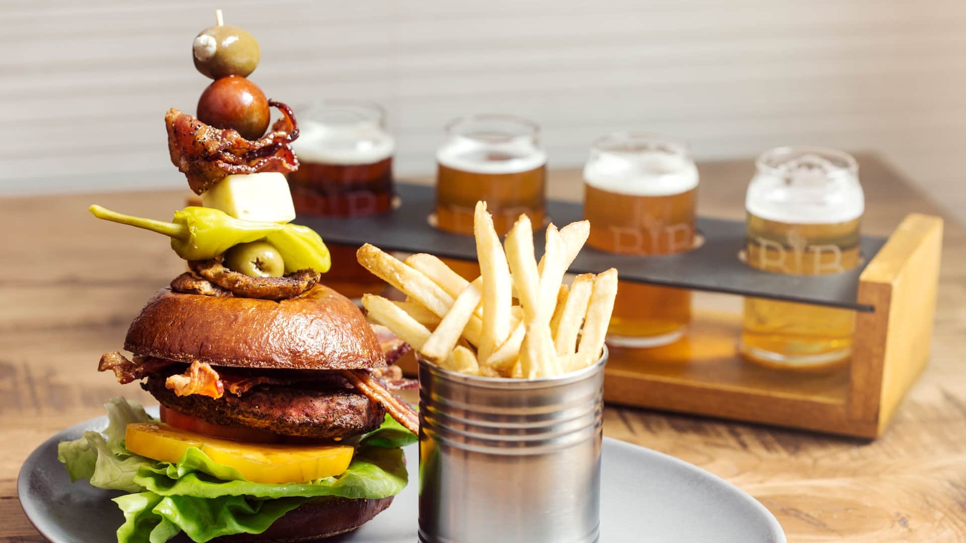 Hyatt Regency PHXRP_P139 B&B Bloody Mary Burger