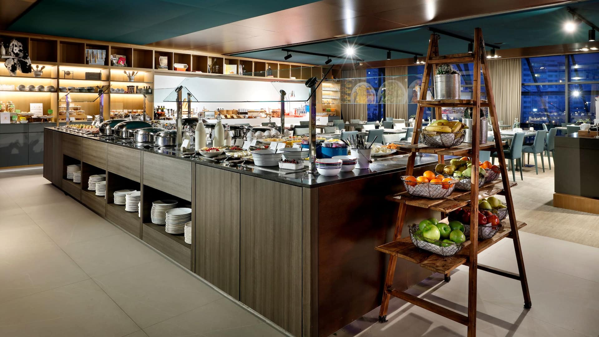 Hyatt Regency Barcelona Tower Azimut Restaurant