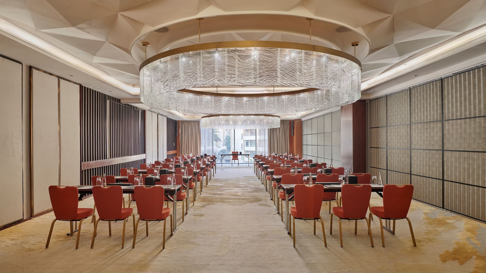 4 من 5 Hyatt Regency Riyadh Olaya Al Fayrouz Meeting Space Classroom Setup