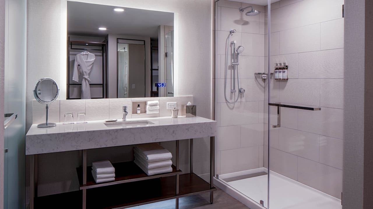 Suite Bath 