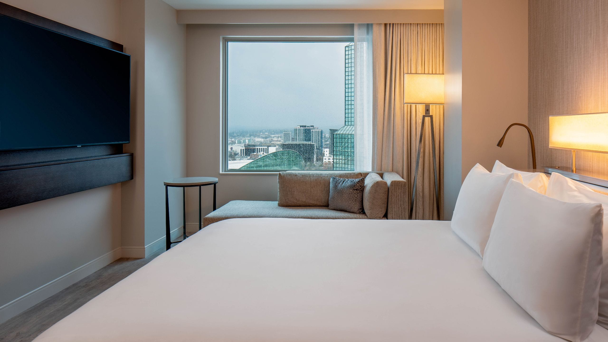 Hyatt Regency Portland at the Oregon Convention Center Suite King Bed
