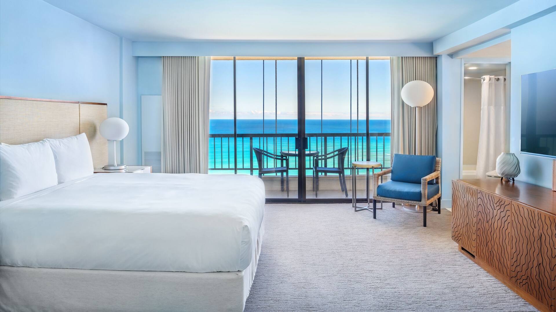 hotel-photos-hyatt-regency-waikiki-beach-resort-and-spa