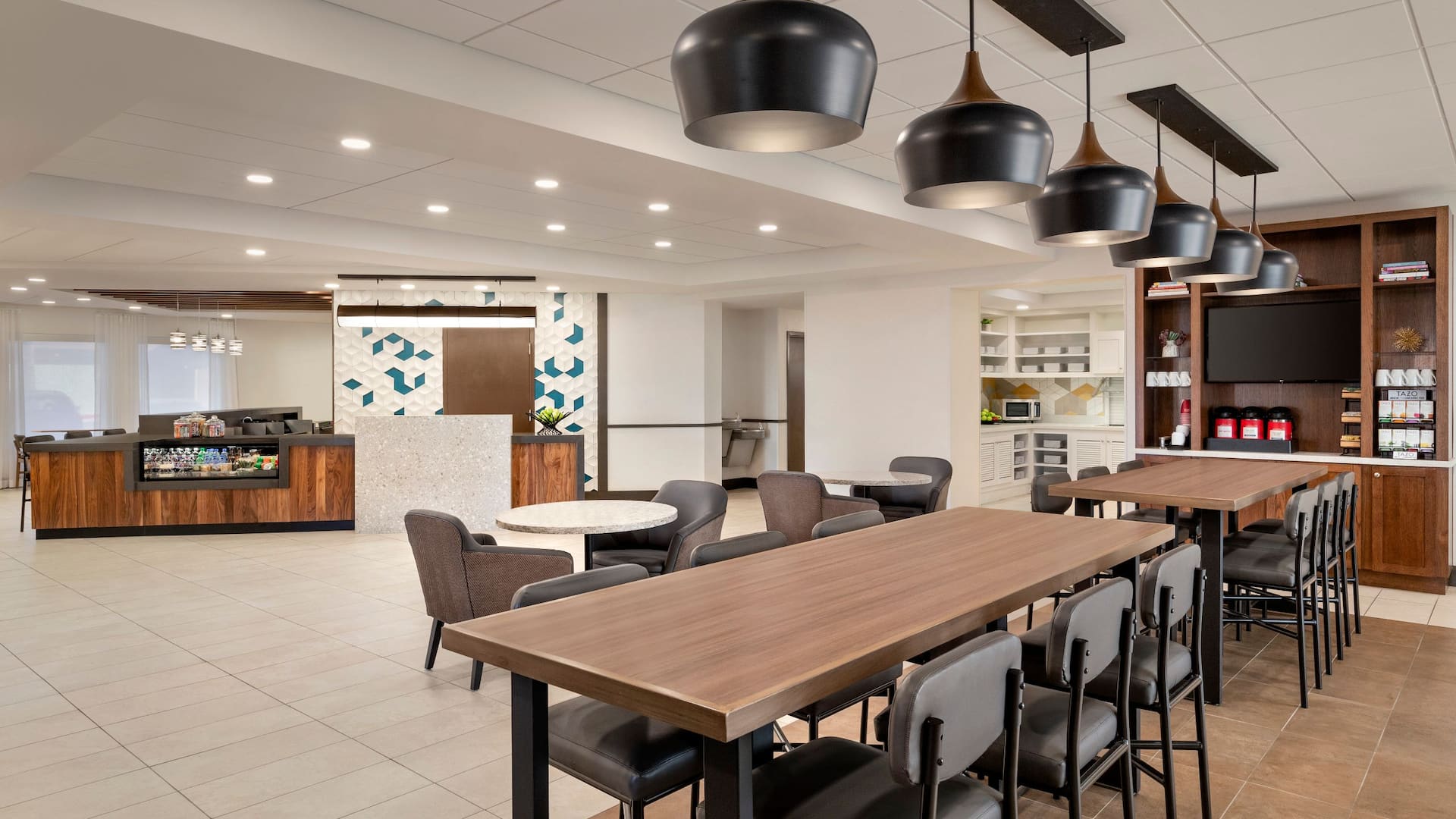 Hyatt Place Tucson-Central Lobby