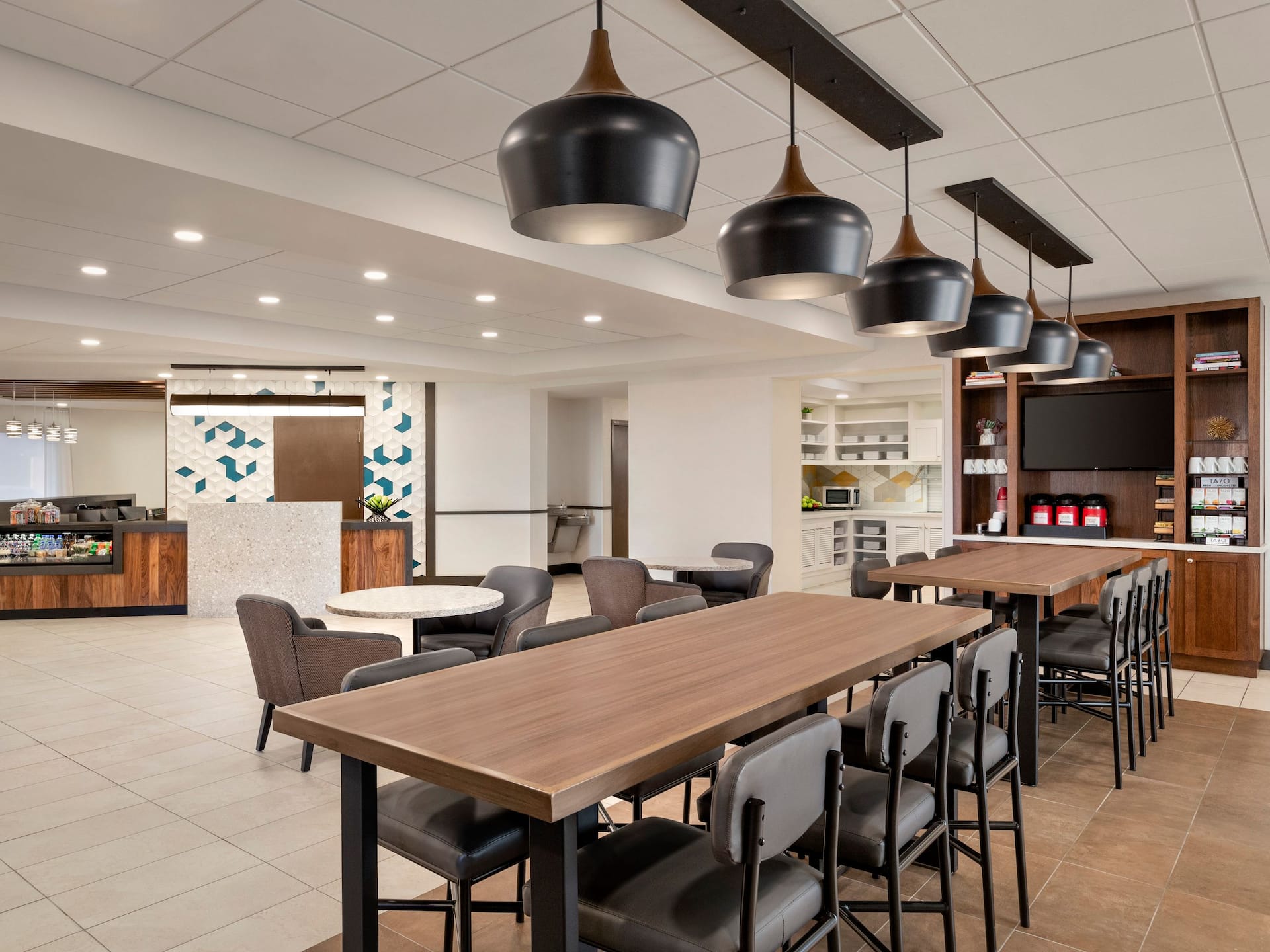 Hyatt Place Tucson-Central Lobby