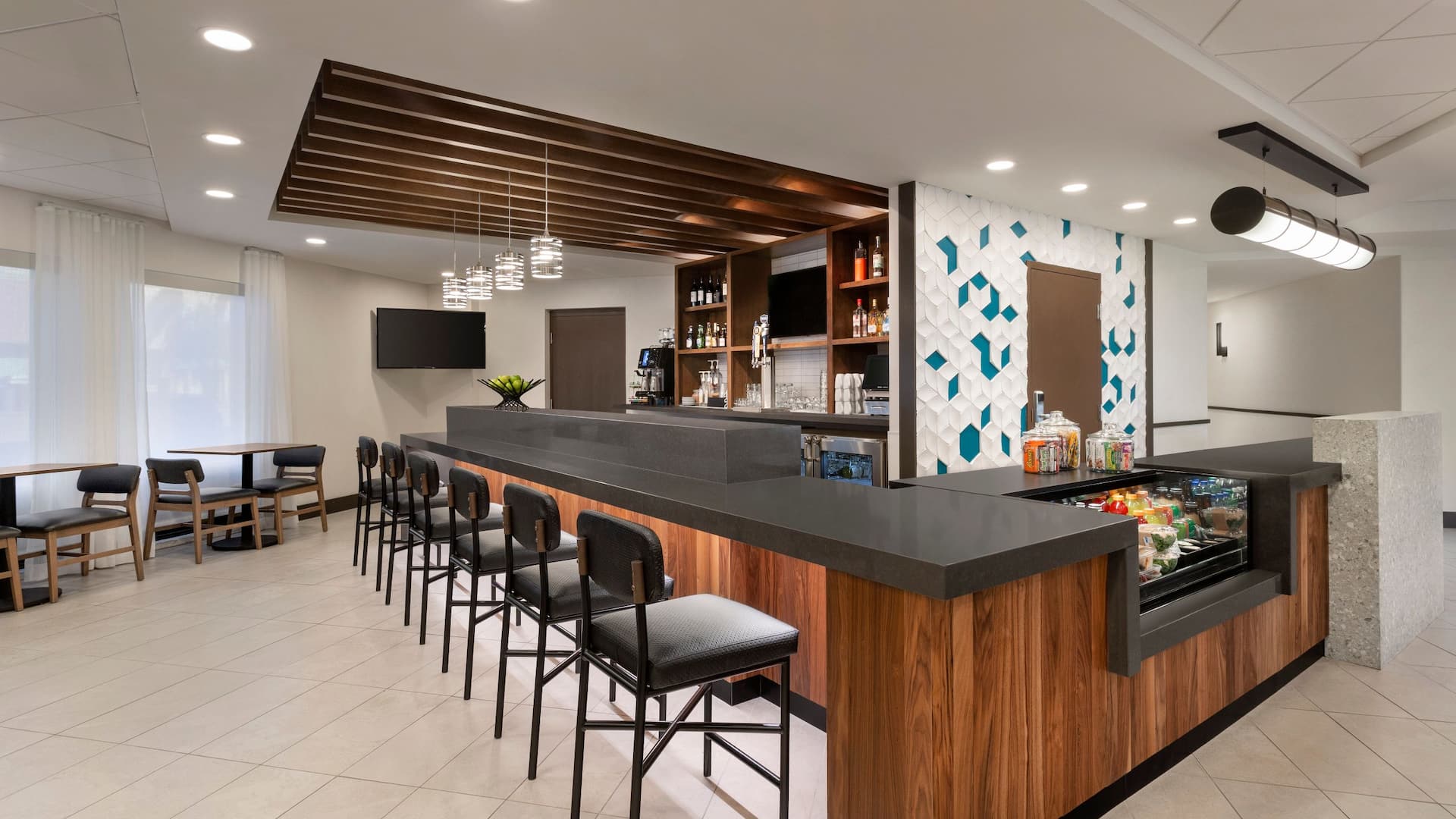 Hyatt Place Tucson-Central Bar