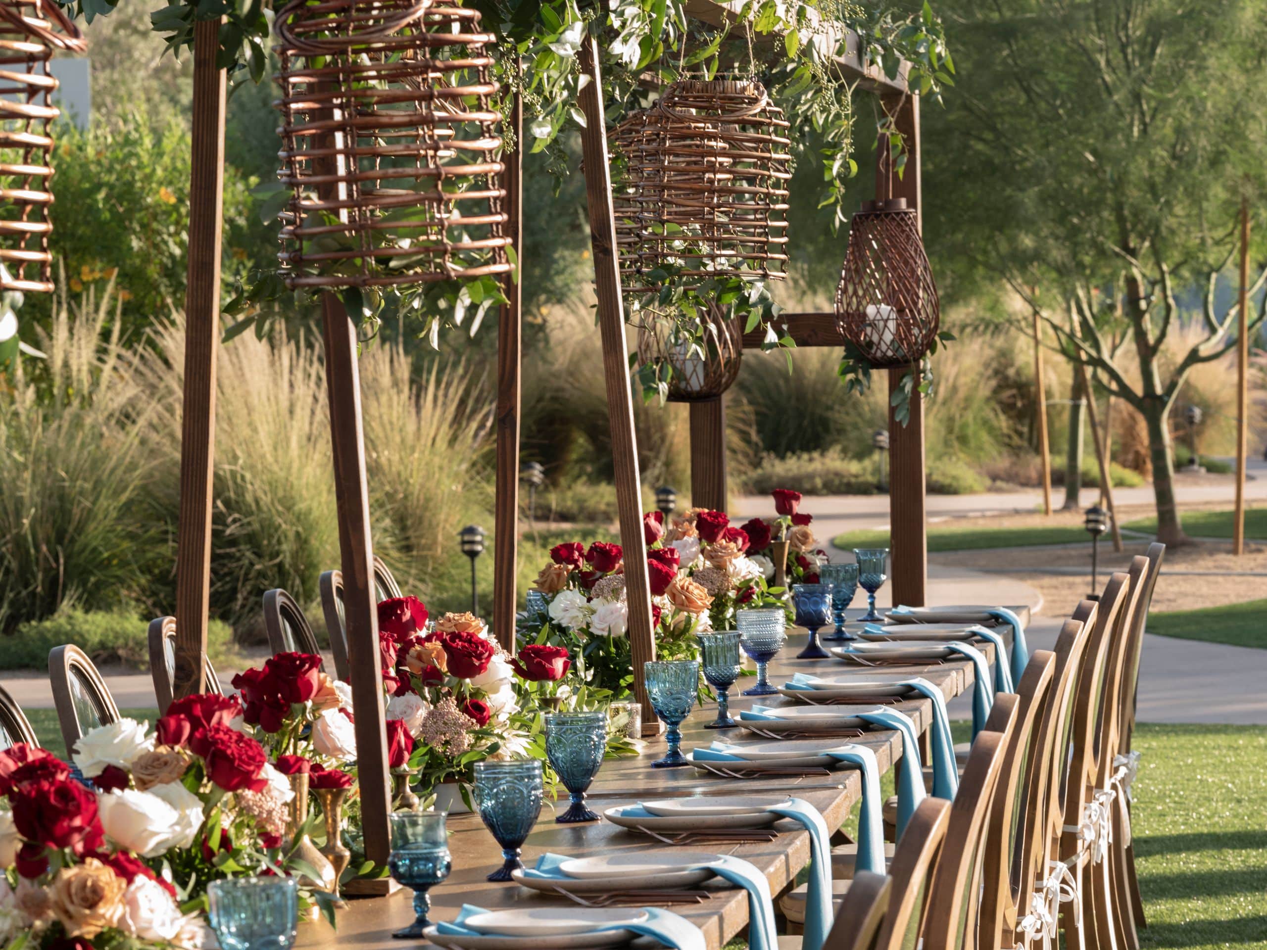 Andaz Scottsdale Resort & Bungalows Dinner Set Vertical