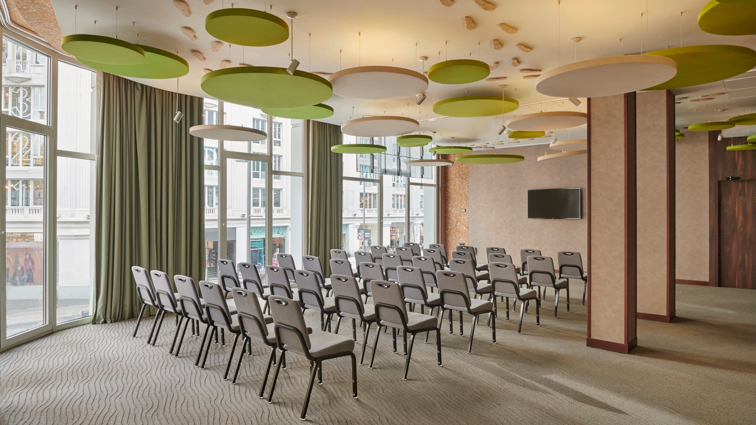 Hyatt Centric Gran Via Madrid Atelier Theater
