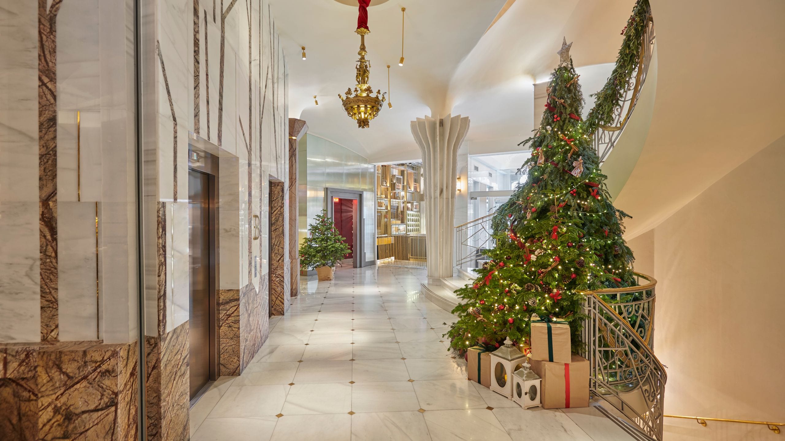 Hyatt Centric Gran Via Madrid Christmas Tree