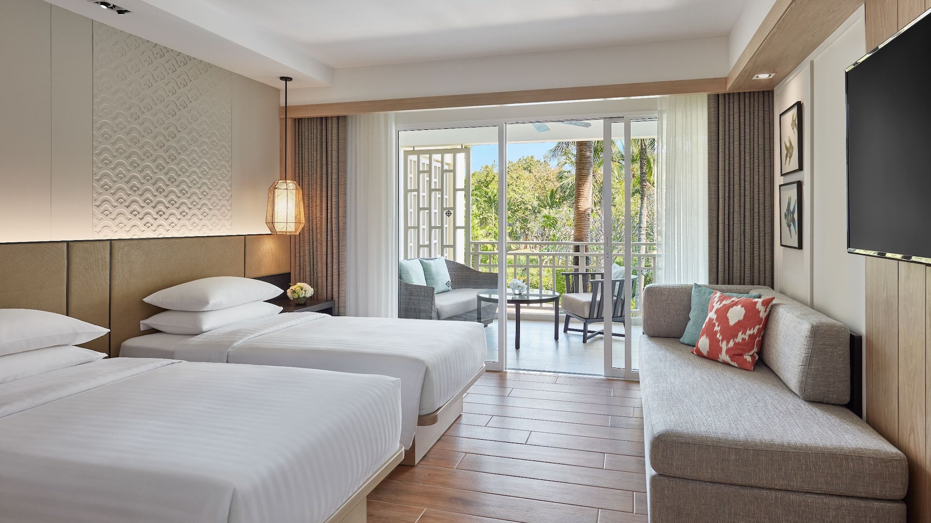 1/3 Hyatt Regency Hua Hin Guestroom Twin