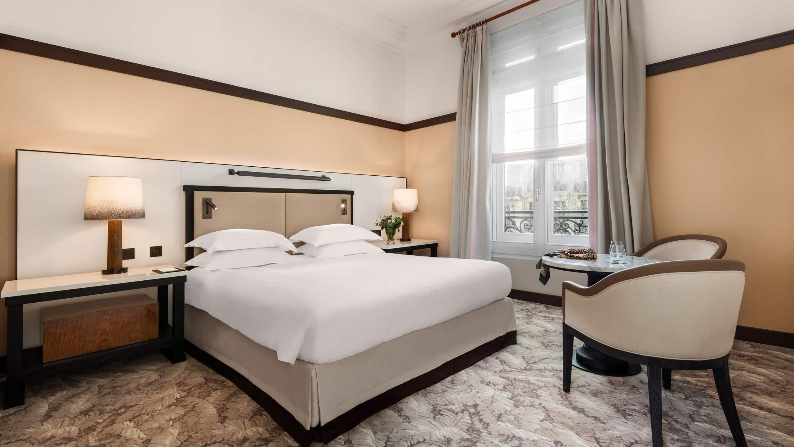 Hyatt Paris Madeleine Deluxe King Guestroom