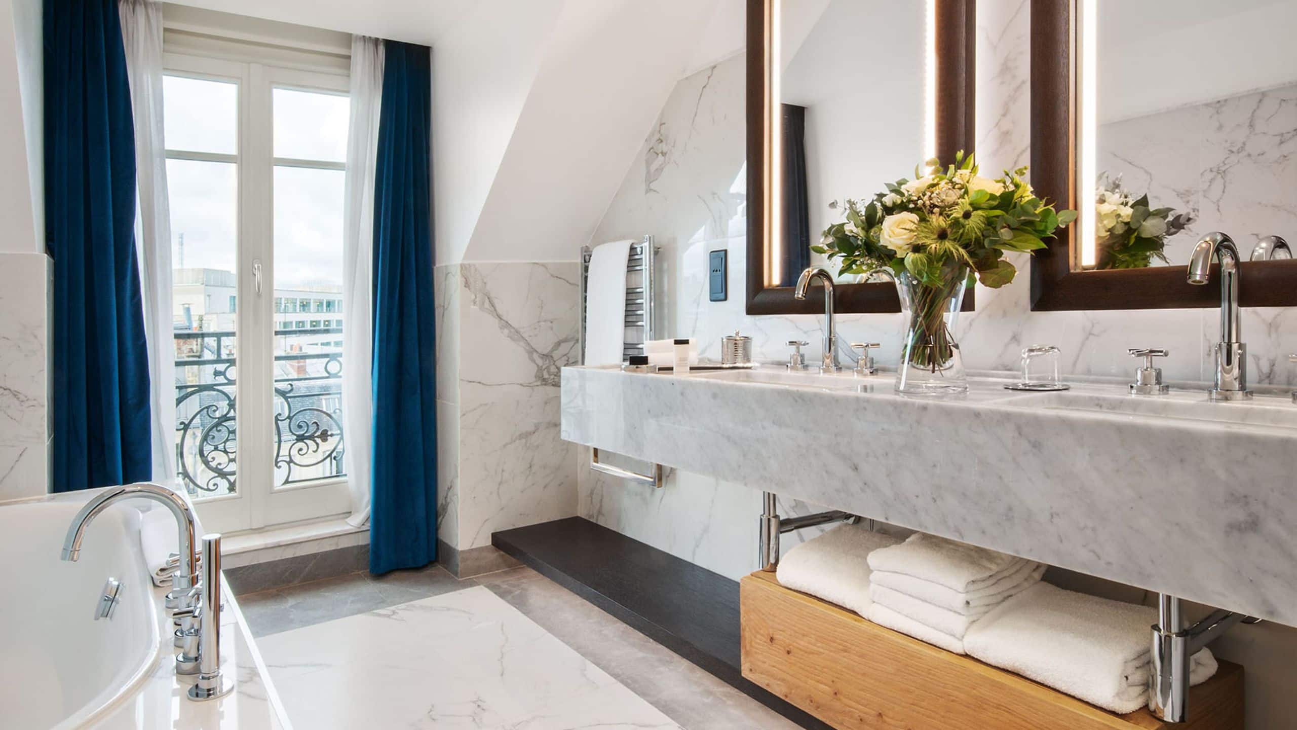 Hyatt Paris Madeleine Eiffel Tower Suite Bathroom