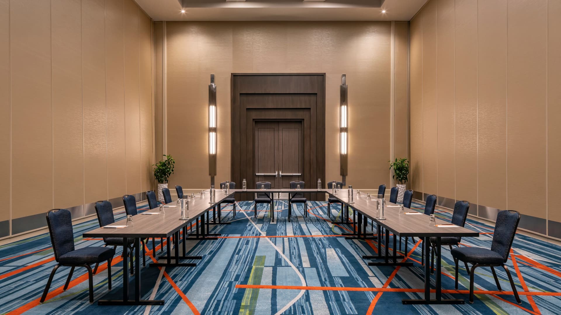 4 of 6 Hyatt Regency Grand Cypress Windsong Ushaped