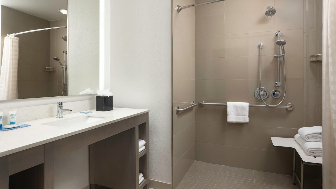 Hotels in San Jose with Accessible Roll-In Showers at Hyatt House San Jose Airport