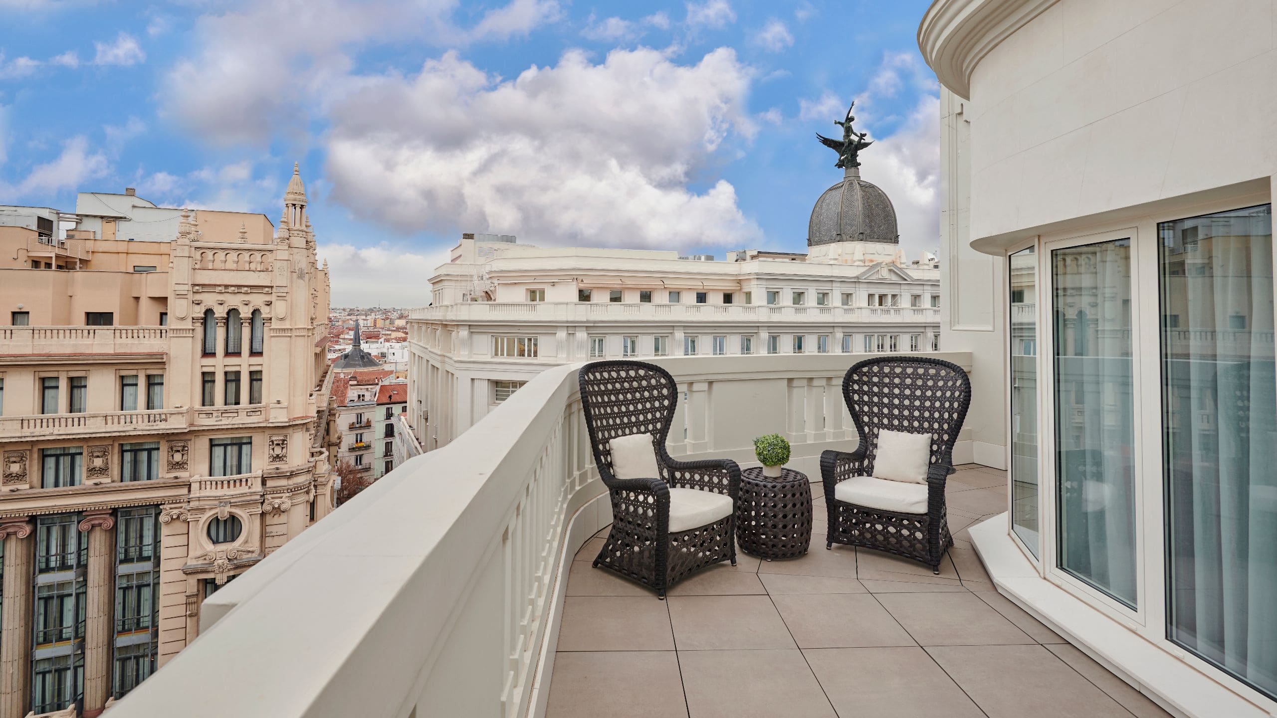 Hyatt Centric Gran Via Madrid Gran Via Suite Terrace