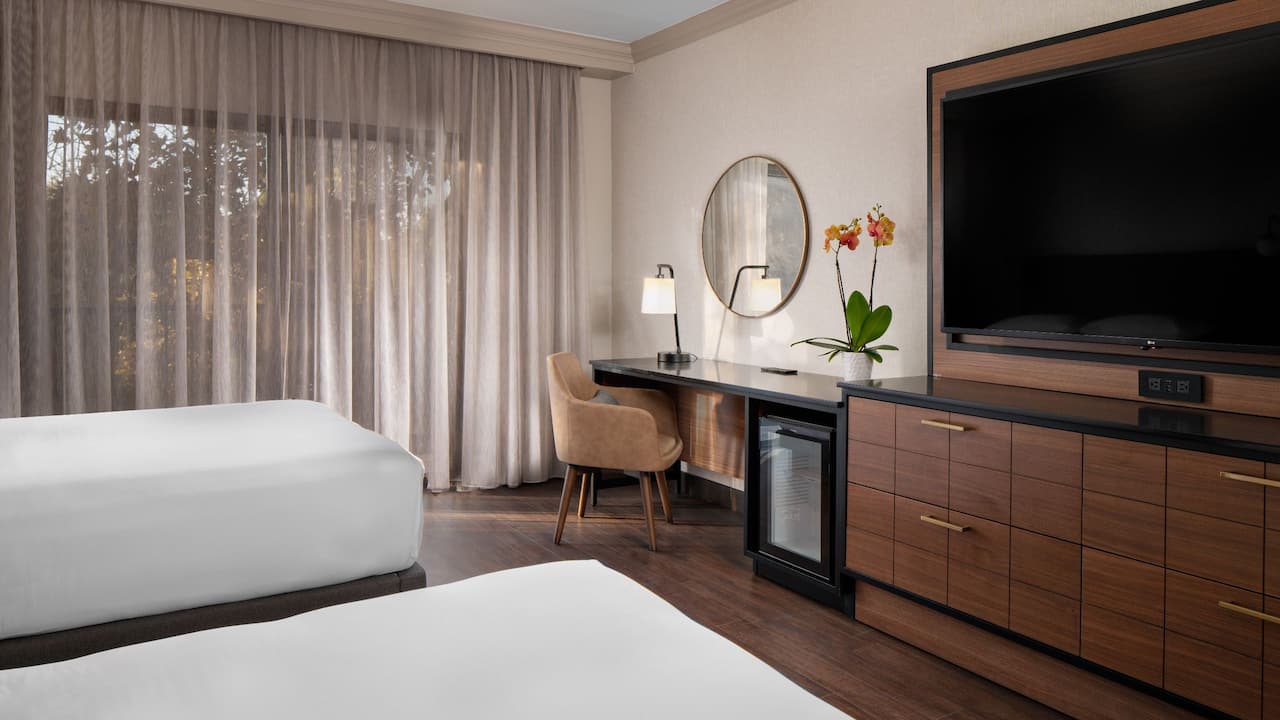 Two Doubles Guestroom