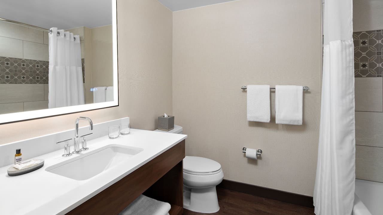 Bathroom Tub