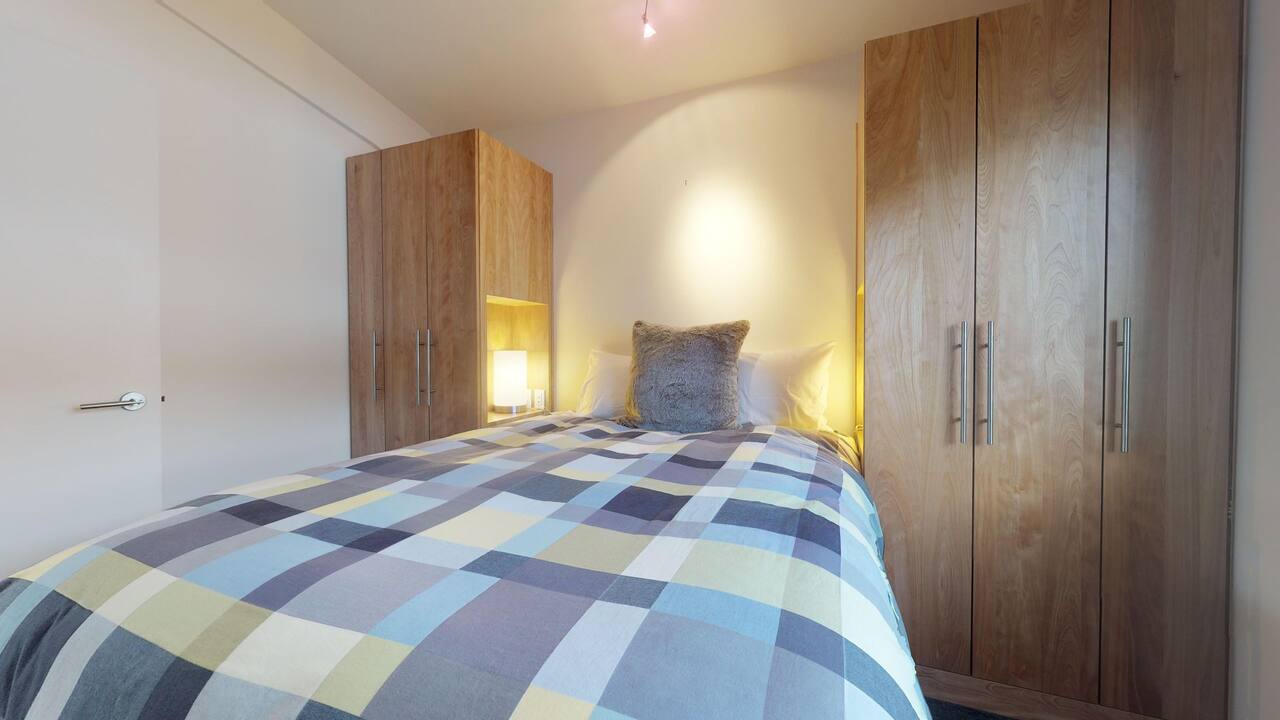 Mill Creek Queen Guest Room