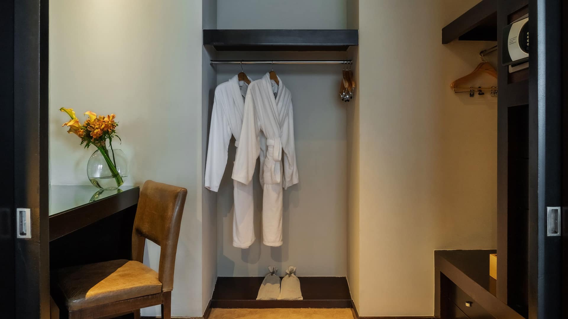 Grand Hyatt São Paulo Presidential Suite Closet