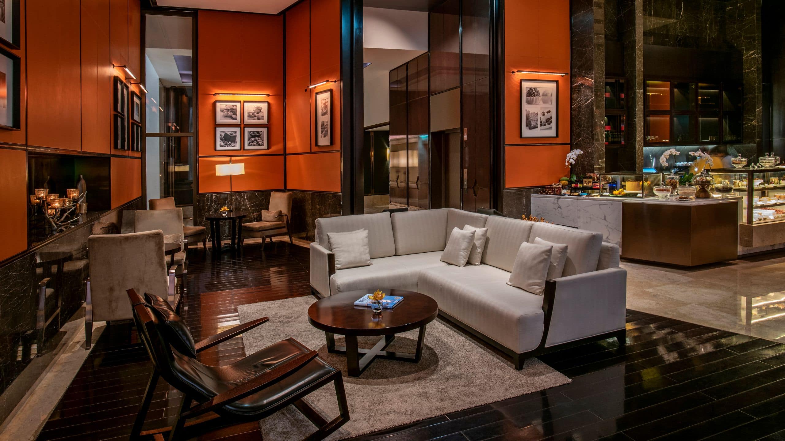 Park Hyatt Abu Dhabi Hotel and Villas Library Seating