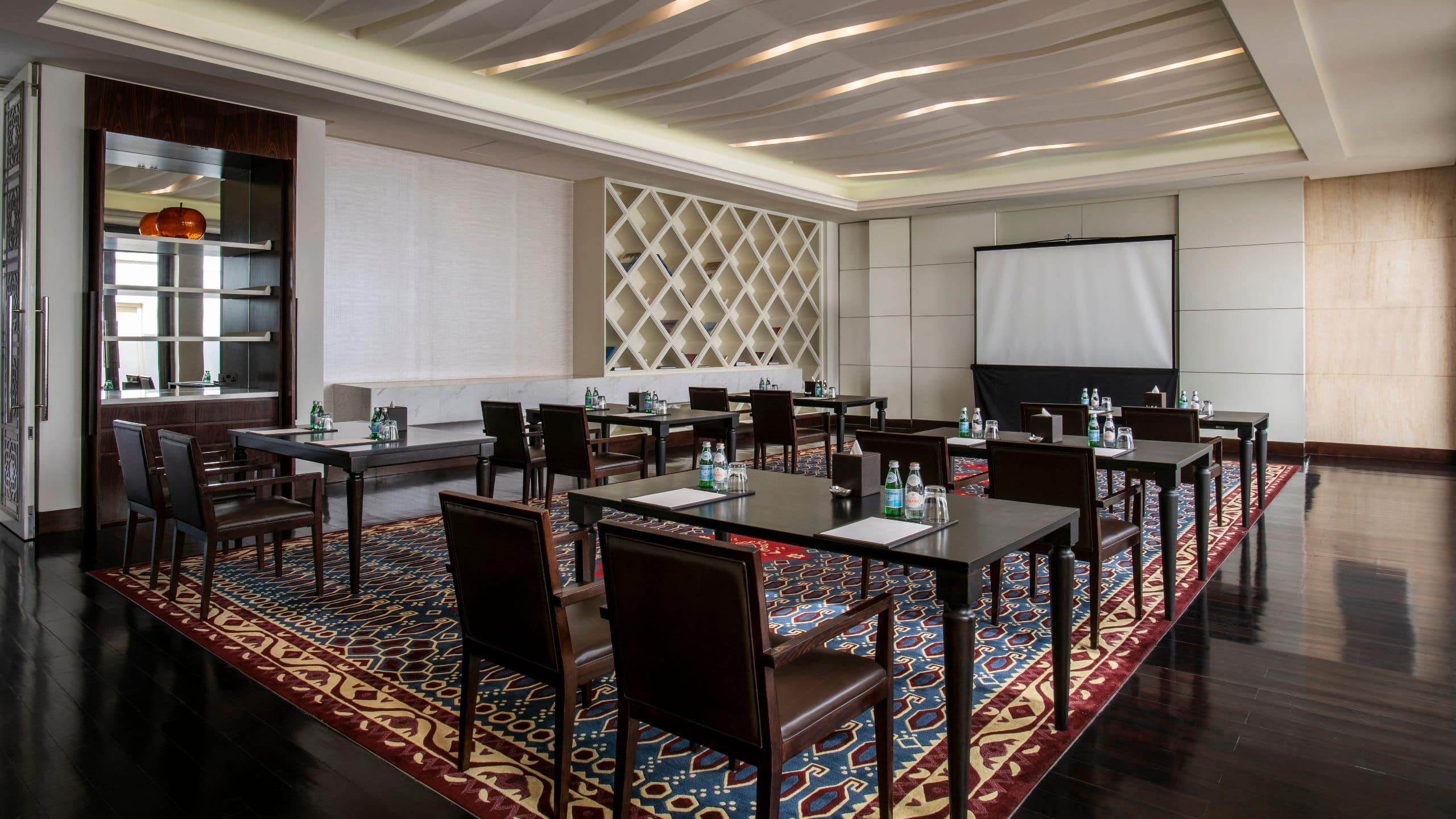 Park Hyatt Abu Dhabi Hotel and Villas Meeting Classroom Setup