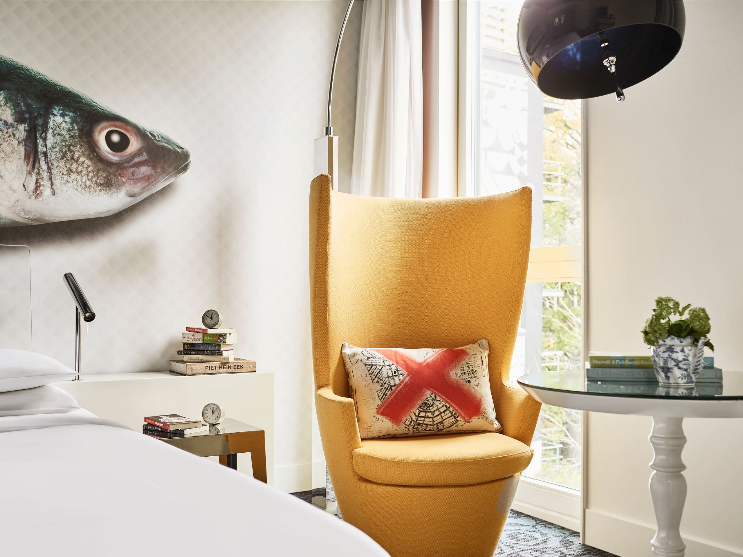 Andaz Amsterdam Prinsengracht Fish Tulip Chair Bed