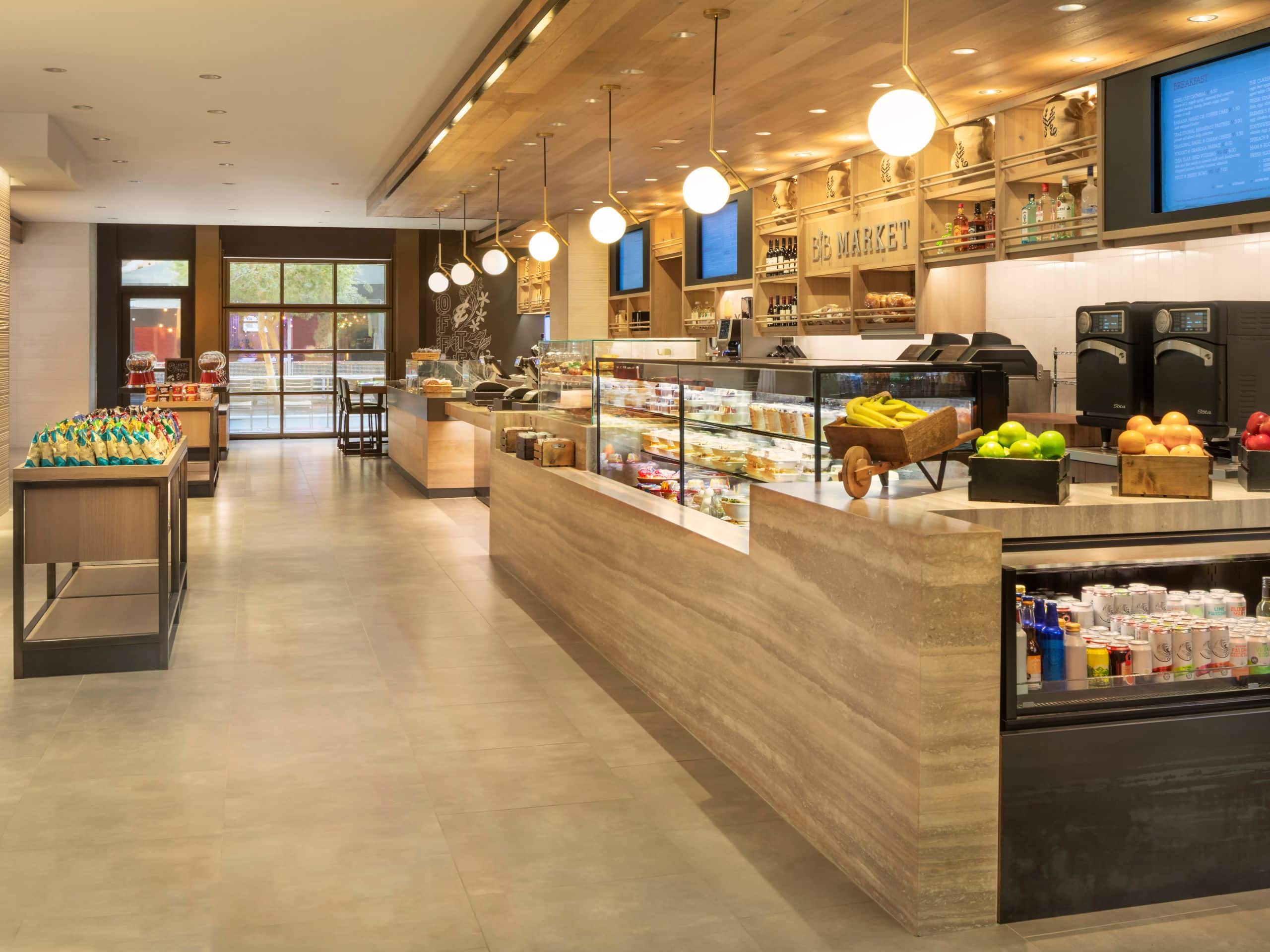 Downtown Convention Center Hotel - Hyatt Regency Phoenix P155 BB Market.4x3