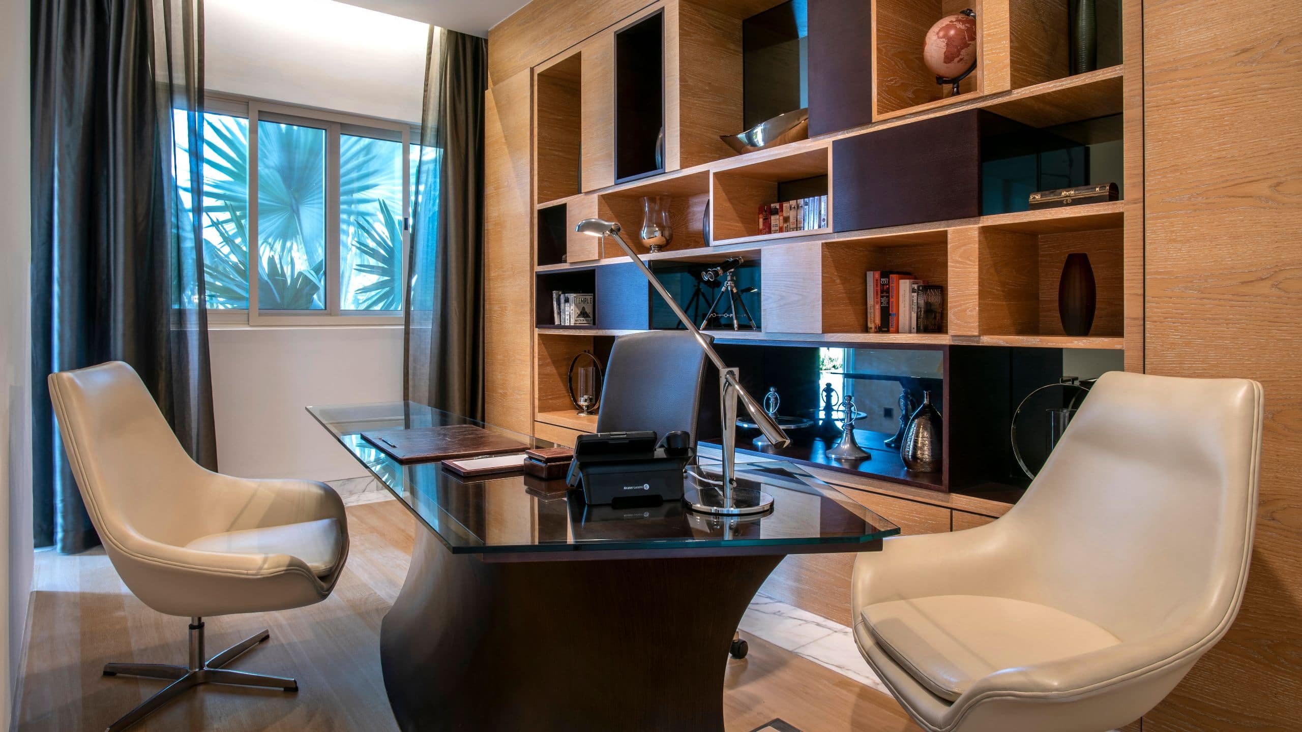 10 de 10 Park Hyatt Abu Dhabi Hotel and Villas Royal Villa Office