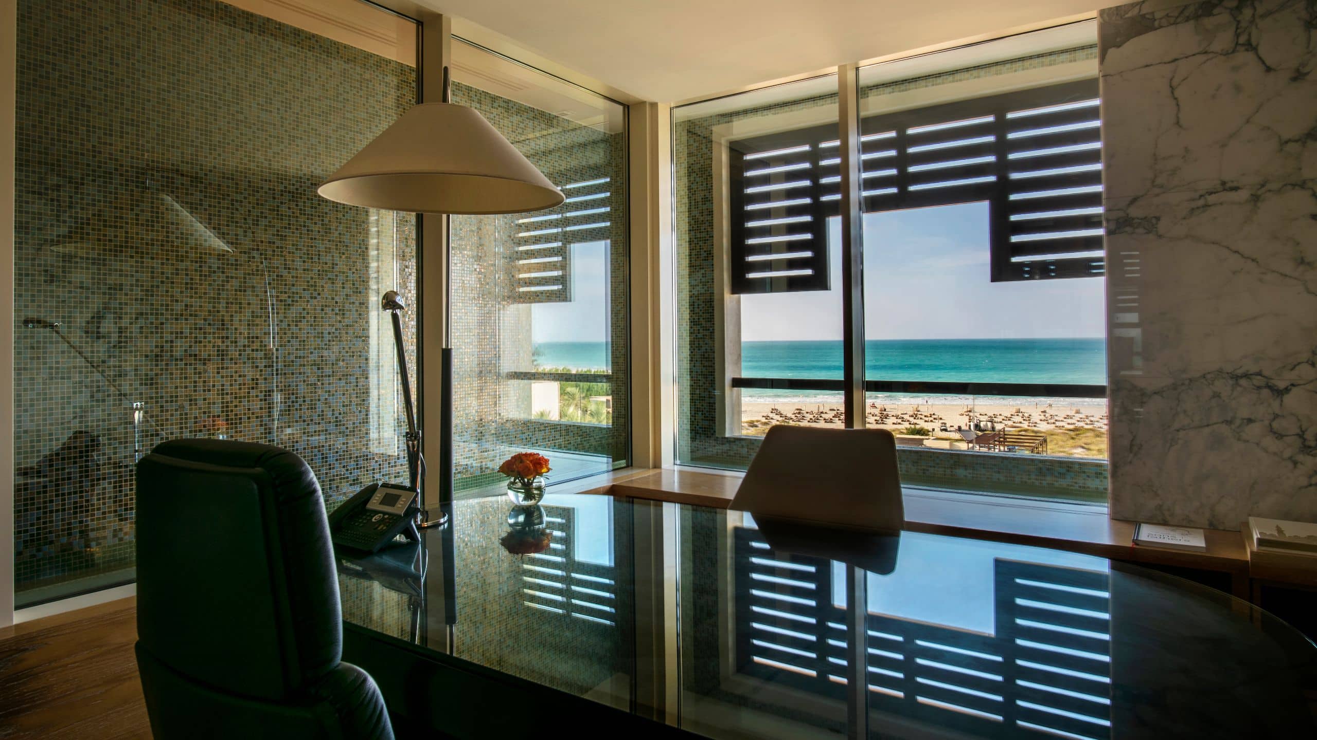 9 de 11 Park Hyatt Abu Dhabi Hotel and Villas Presidential Suite Office