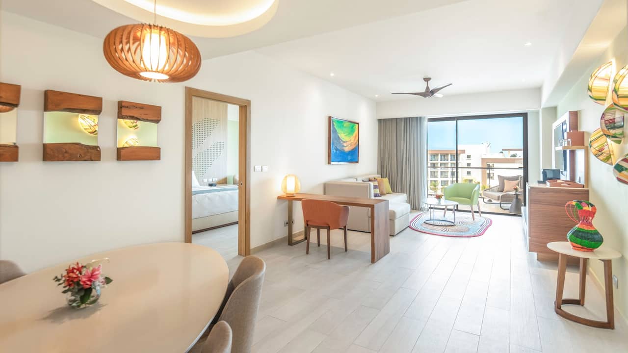 Ocean View One Bedroom Suite Living Room