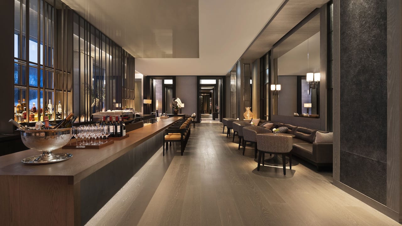Mountain Lounge