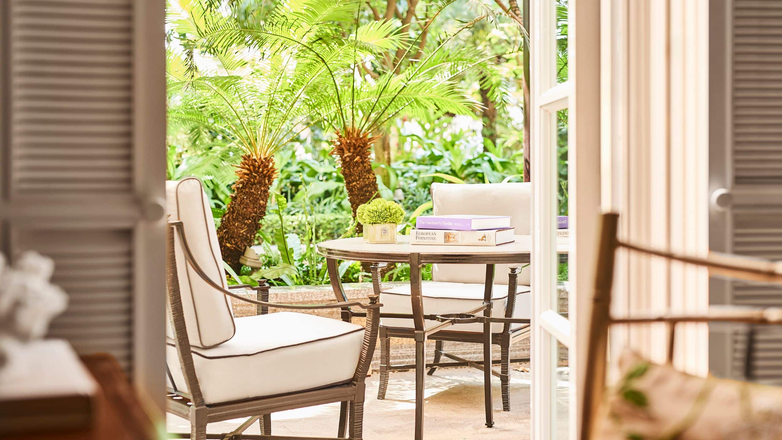 2/5 Park Hyatt Saigon Park Deluxe Suite Living Room Private Garden