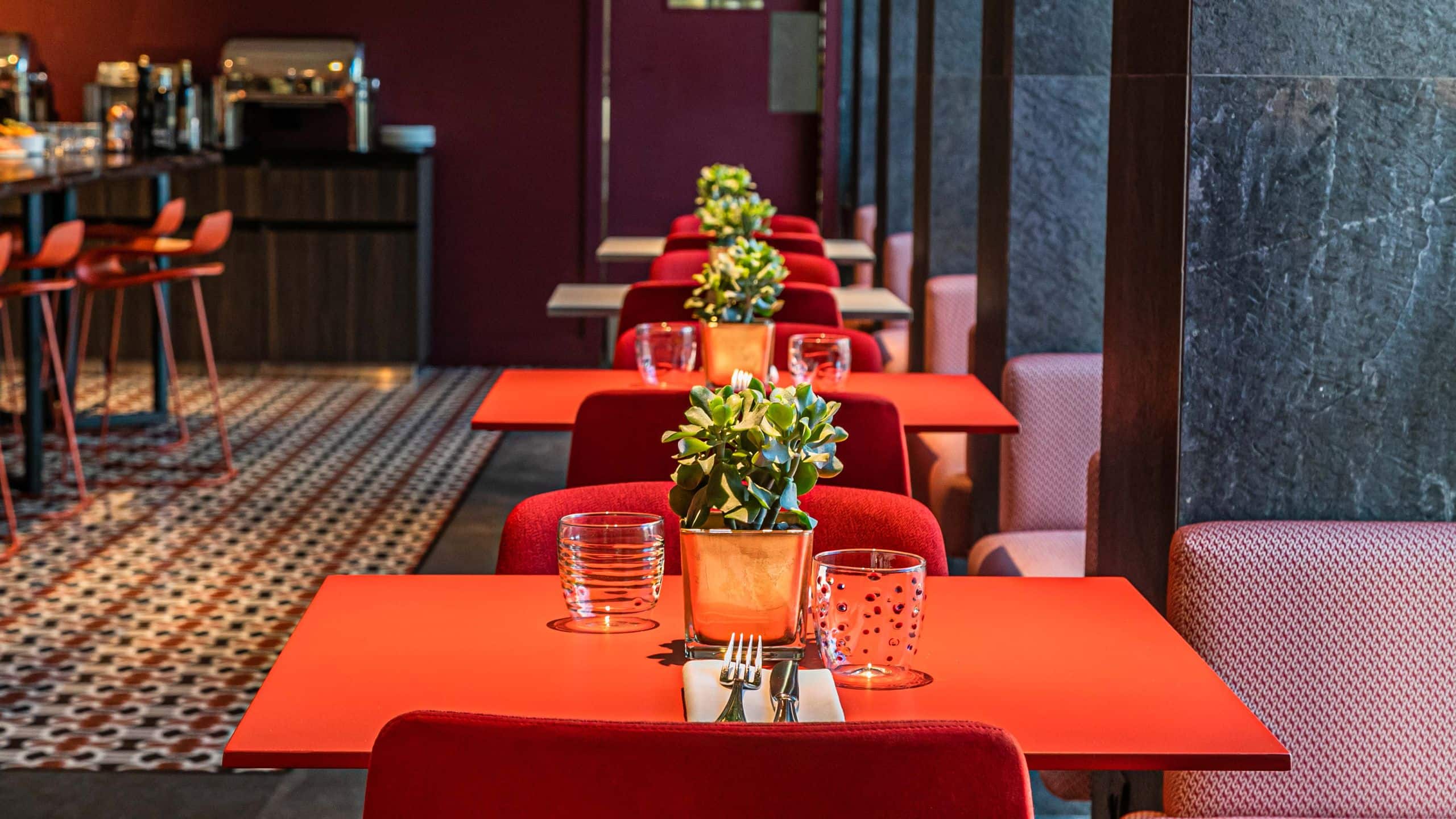 Hyatt Centric Milan Centrale Cumi Restaurant