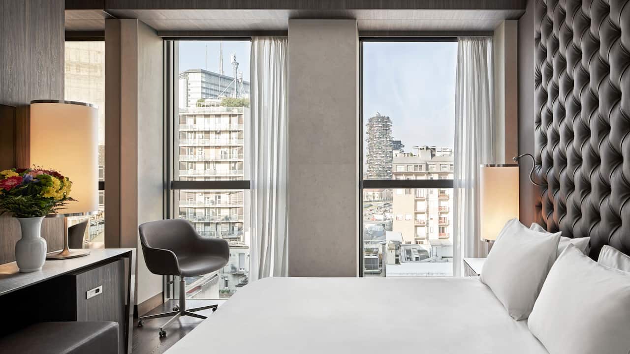 Hyatt Centric Milan Centrale 1 King Bed City View