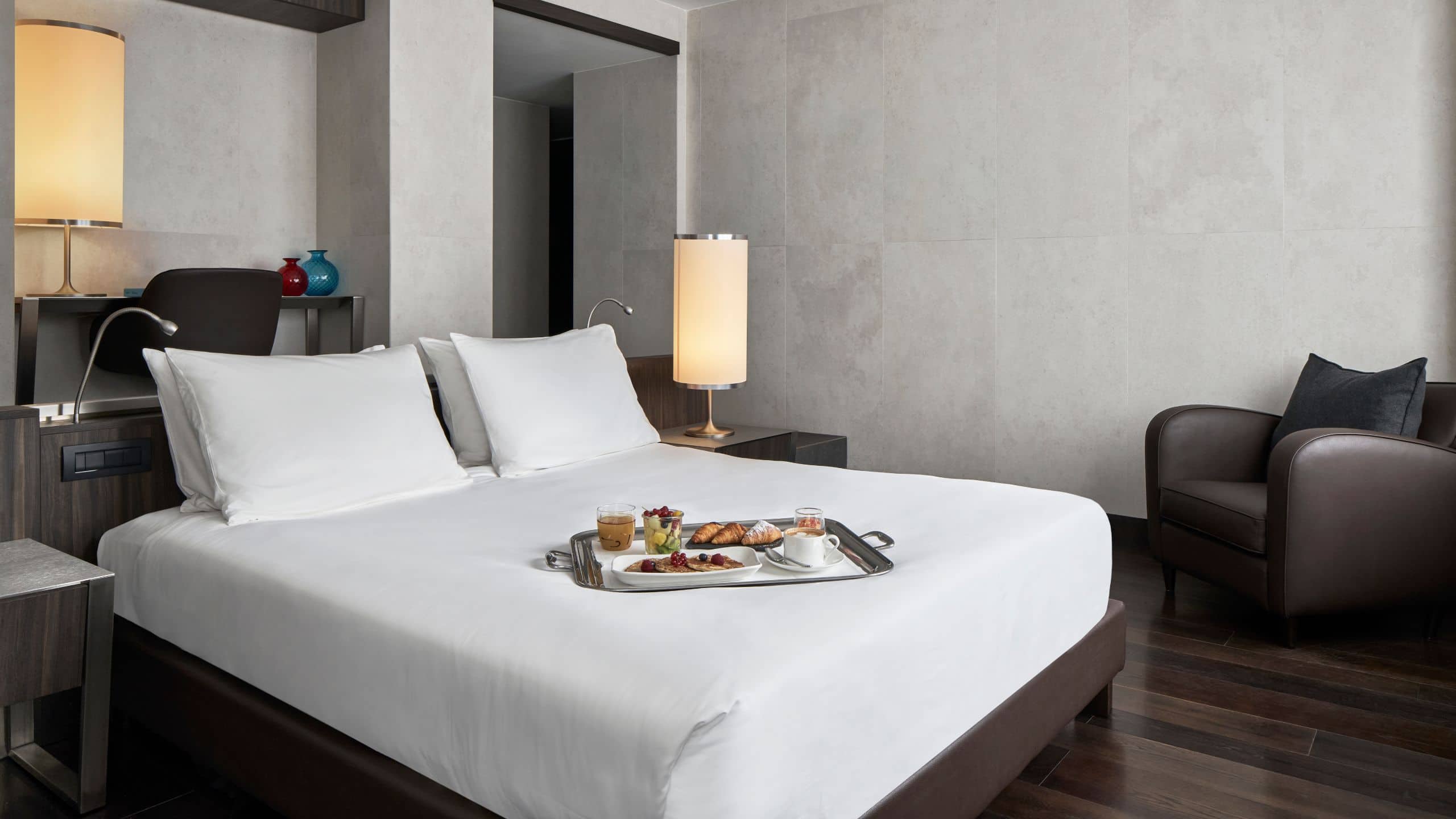 第 2，共 5 Hyatt Centric Milan Centrale Deluxe Suite Breakfast