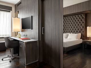 Hyatt Centric Milan Centrale King Suite