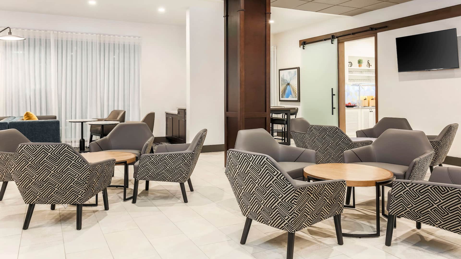 Hyatt Place Waco - South Dining Area