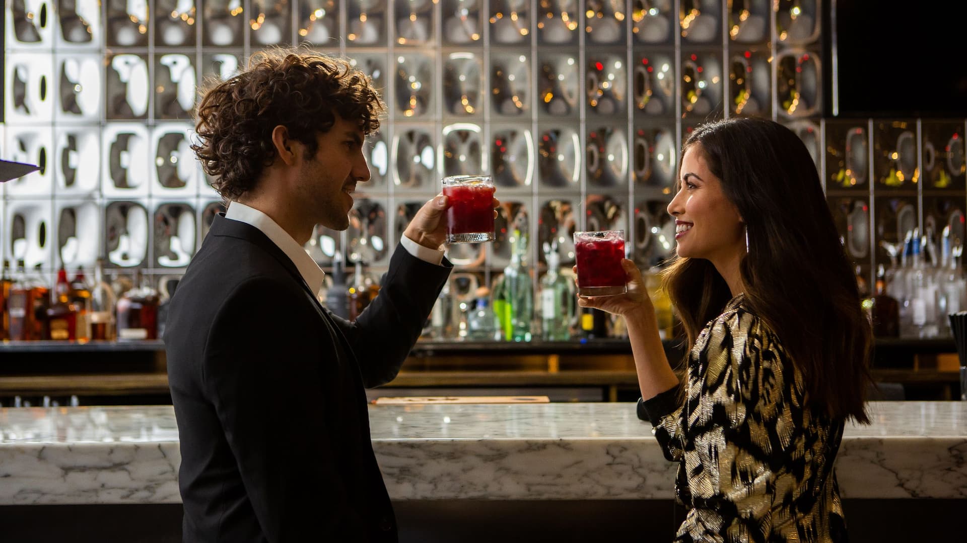 1 of 1 Global HY_P259 Los Angeles Date Night Couple Drinks