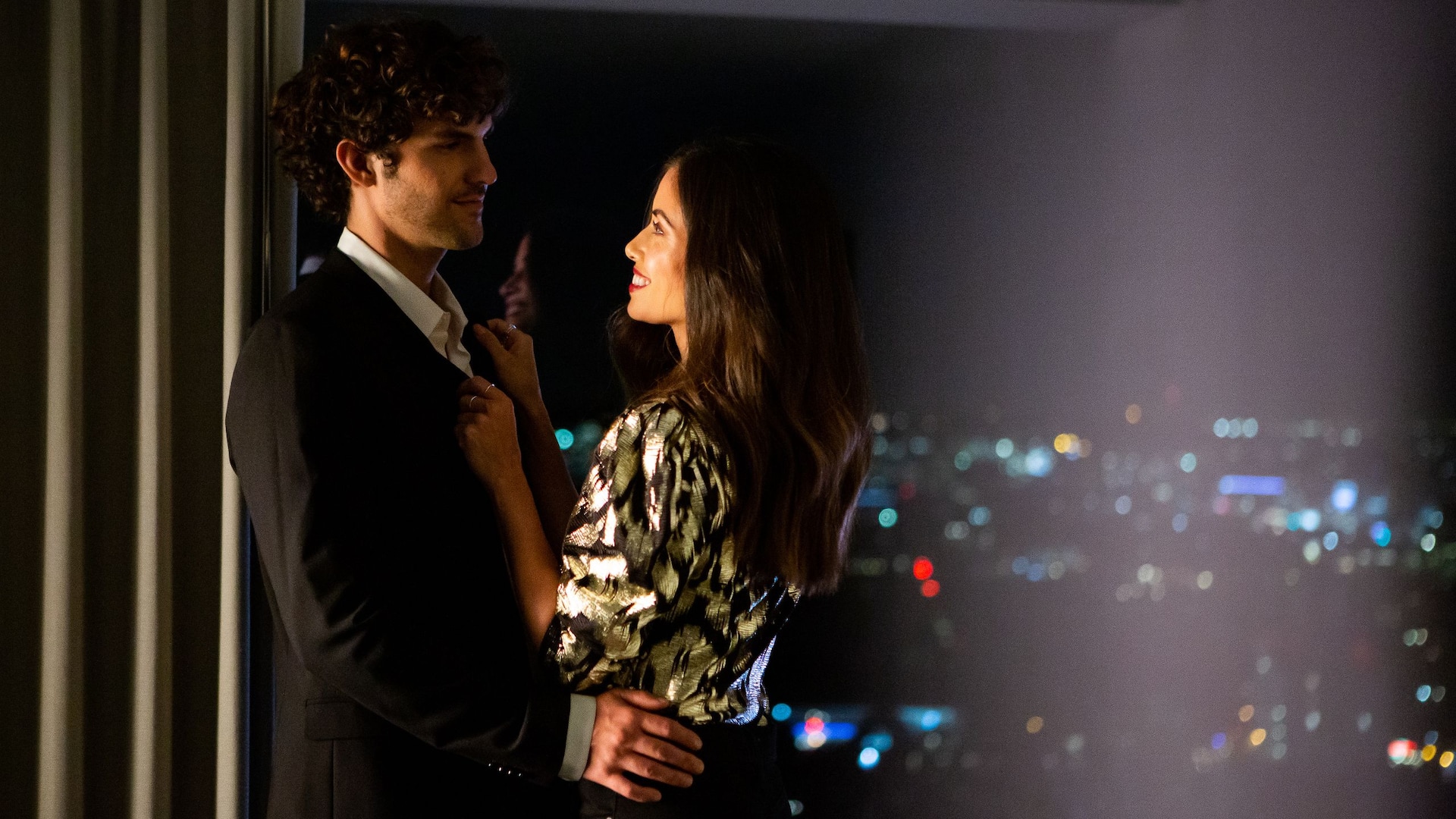 Global HY_P260 Los Angeles Date Night Couple