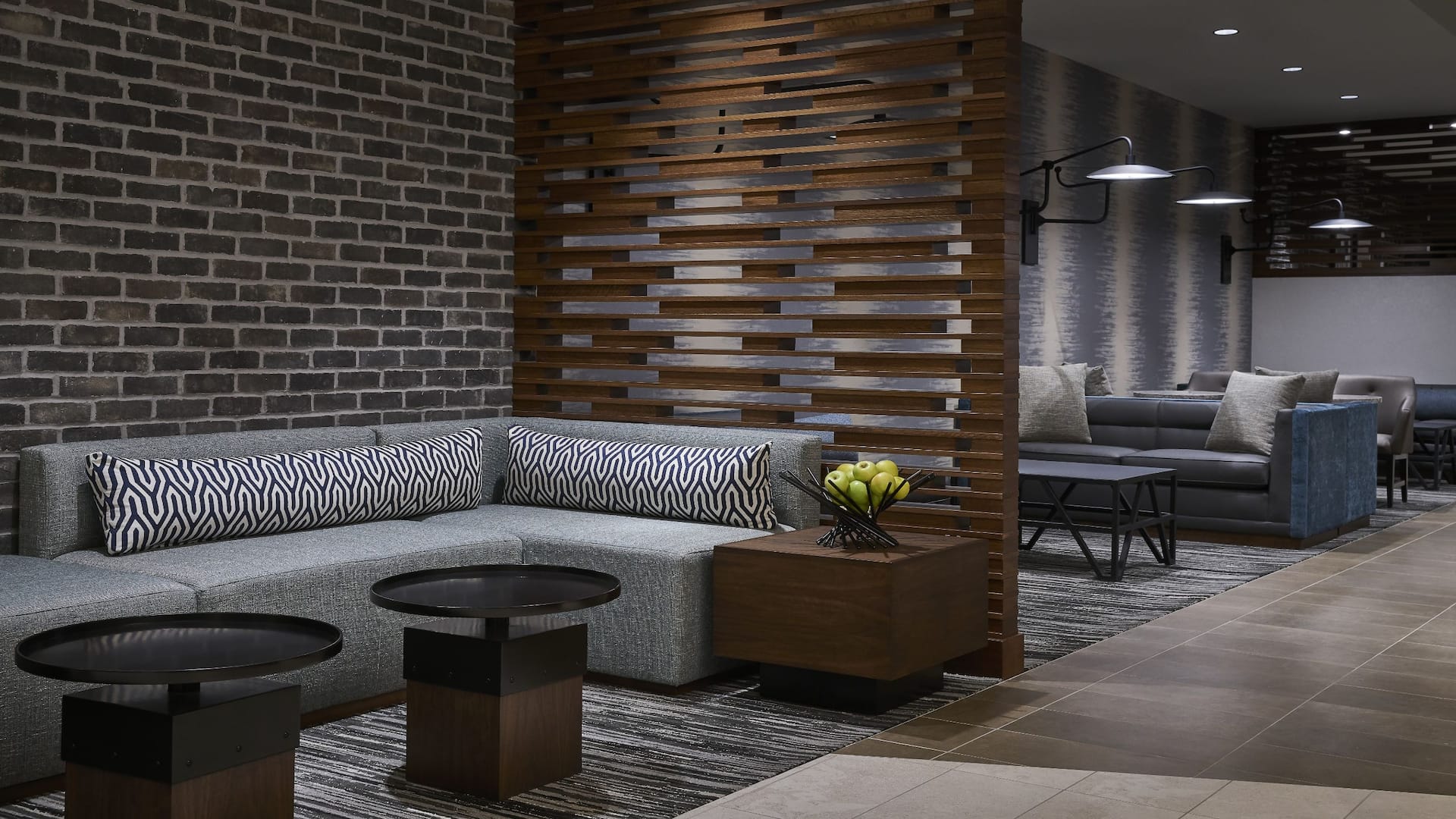 Hyatt Place Wilmington Riverfront Lobby