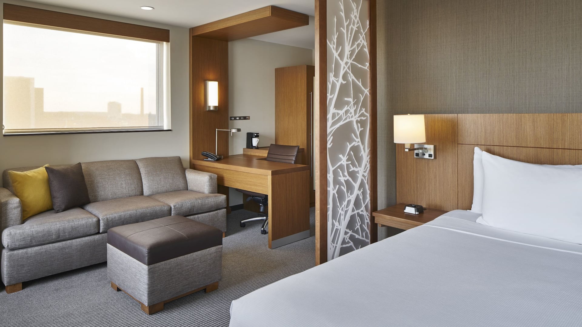 Hyatt Place Wilmington Riverfront Riverview King