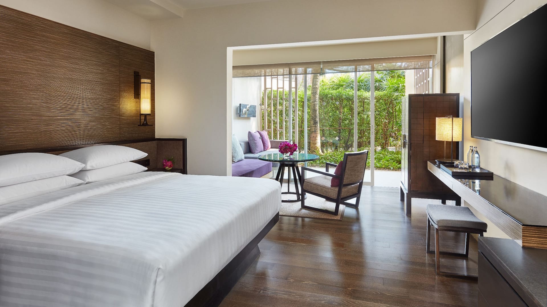 Hyatt Regency Hua Hin Club Deluxe King
